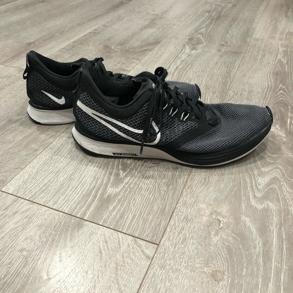 Nike zoom sneakers - Picture 3 of 7
